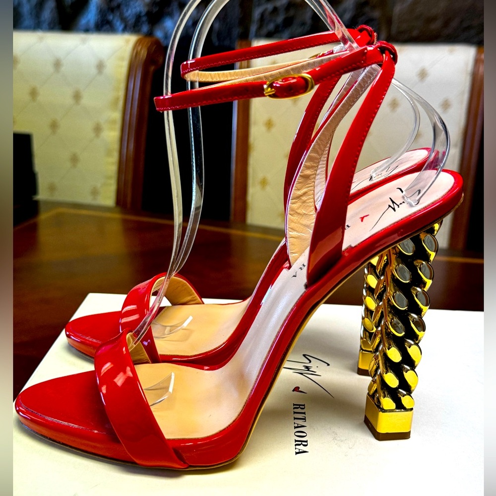Stunning Giuseppe Zanotti for Rita Ora Chain Heel Sandals EU 39 NIB - Picture 3 of 11